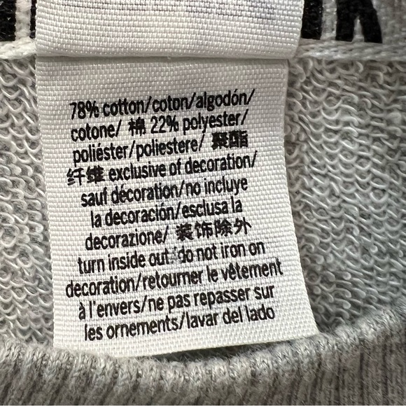 PINK Victoria’s Secret Gray Puffed “PINK” Crewneck Sweatshirt - Picture 4 of 7